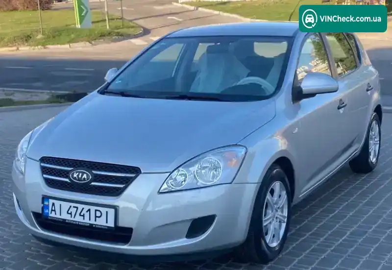 Kia Ceed 2007, фото з оголошення 1 з 15, VIN U5YFF24128L080730
