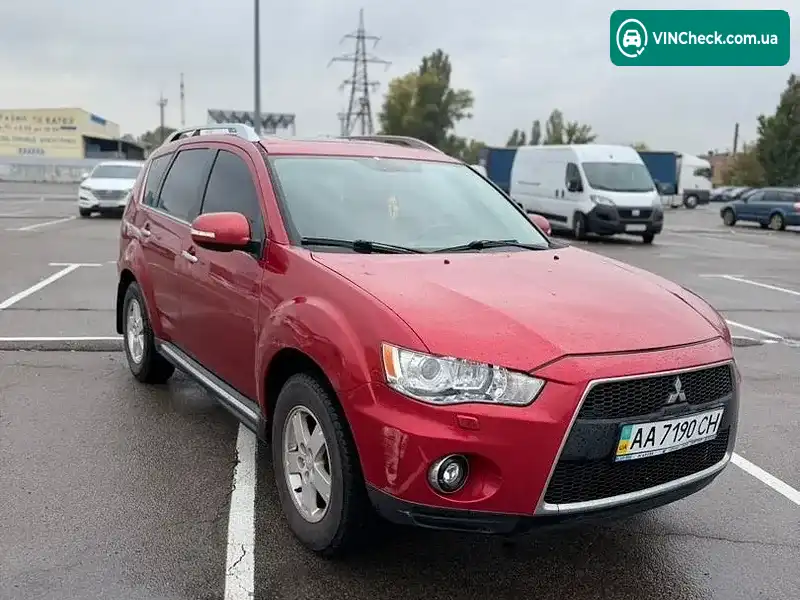 Mitsubishi Outlander XL 2010, фото з оголошення 2 з 19, VIN JMBXTCW5WAZ002932