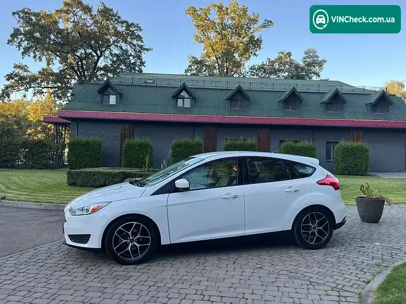 Ford Focus 2018, фото з оголошення 1 з 20, VIN 1FADP3K25JL327013