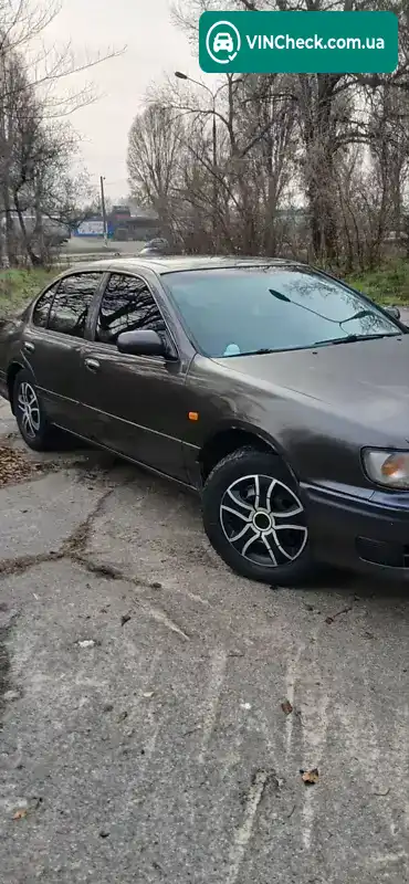 Nissan Maxima 1997, фото з оголошення 2 з 9, VIN JN1CCUA32Z0026435