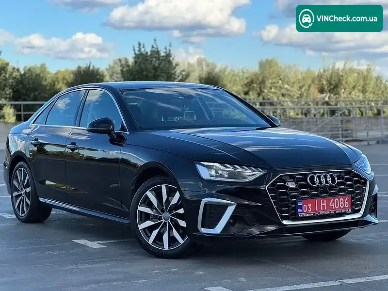 Audi A4 2021, фото з оголошення 2 з 20, VIN WAUABAF40MA014301