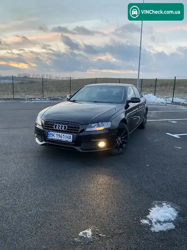 Audi A4 2012, фото з оголошення 1 з 16, VIN WAUBFAFL6CA117558