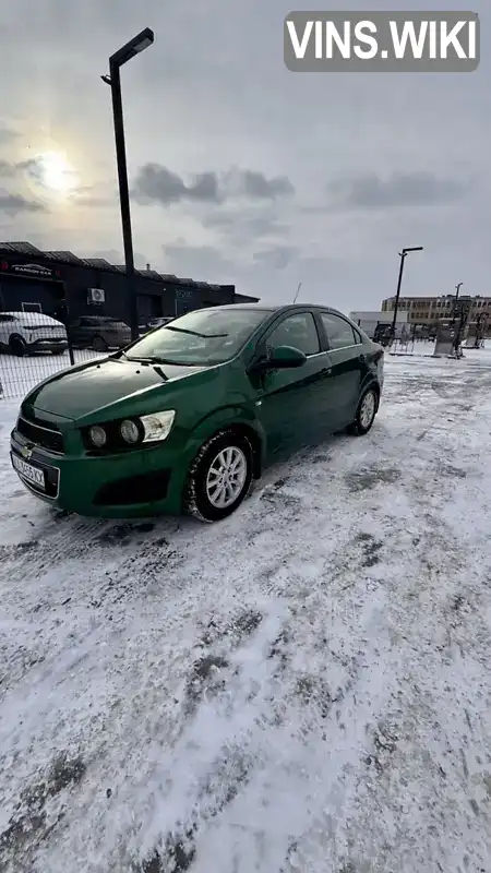 Chevrolet Sonic 2018, фото з оголошення 2 з 18, VIN 1G1JD5SH8J4122035