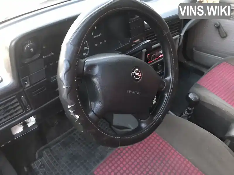 Opel Kadett 1987, фото з оголошення 2 з 11, VIN W0L000034H5182619