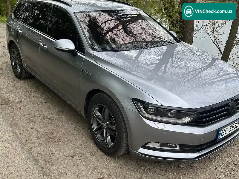 Volkswagen Passat 2017, фото з оголошення 1 з 10, VIN WVWZZZ3CZJP007760