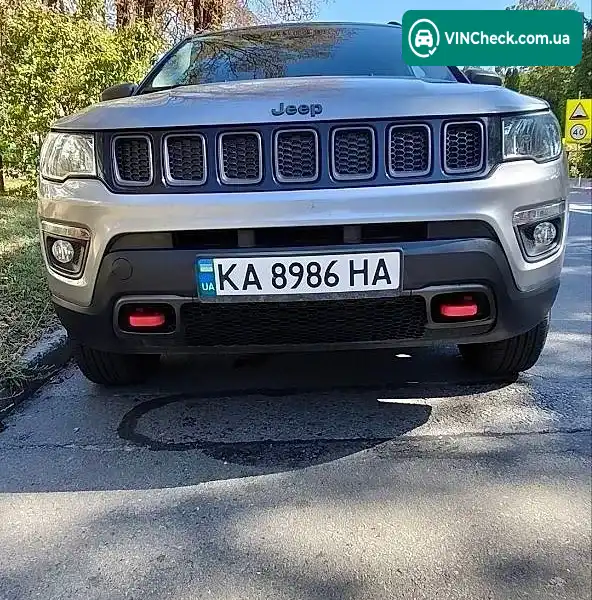 Jeep Compass 2019, фото з оголошення 1 з 20, VIN 3C4NJDDB9KT733160