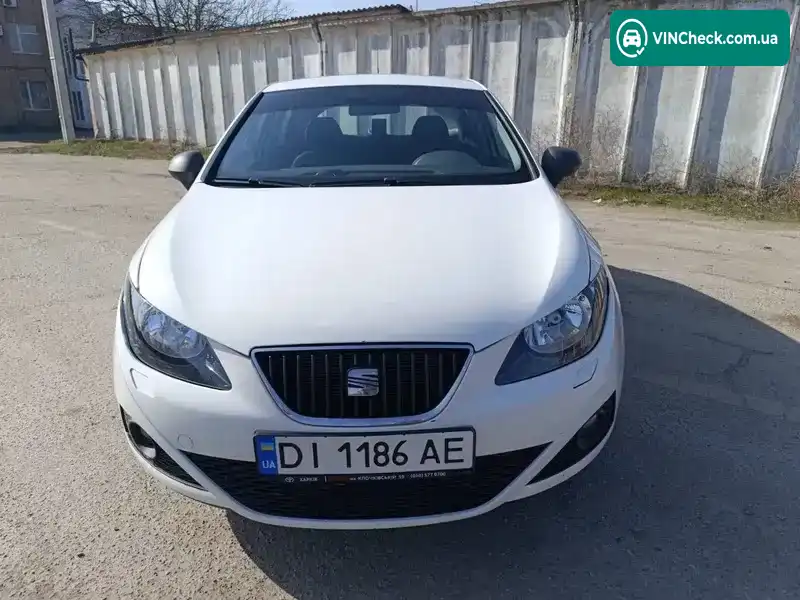 SEAT Ibiza 2010, фото з оголошення 2 з 9, VIN VSSZZZ6JZBR085531