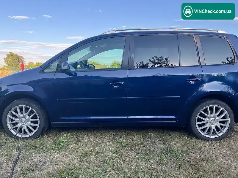 Volkswagen Touran 2005, фото з оголошення 1 з 20, VIN WVGZZZ1TZ5W135156