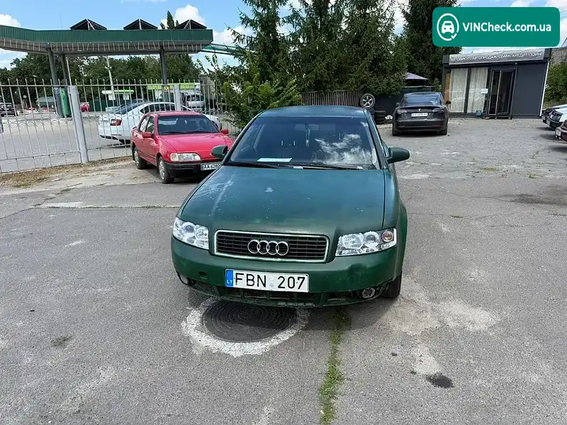 Audi A4 2002, фото з оголошення 2 з 7, VIN WAUZZZ8E52A027531