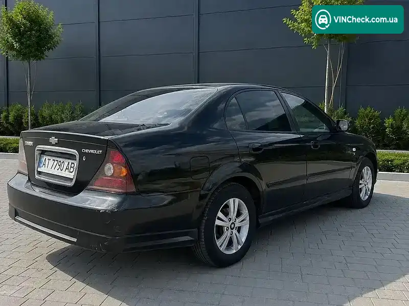 Chevrolet Evanda 2005, фото з оголошення 2 з 5, VIN KL1LF69ZE6B180535