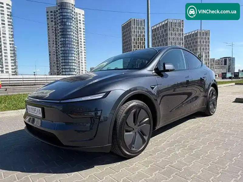 Tesla Model Y 2025, фото з оголошення 1 з 21, VIN 7SAYGDEE8TF401198