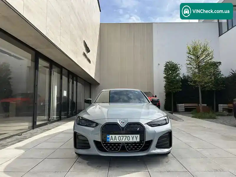BMW i4 2022, фото з оголошення 1 з 21, VIN WBY71AW010FN76782