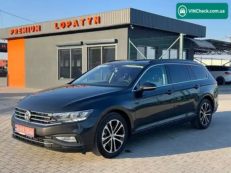 Volkswagen Passat 2019, фото з оголошення 1 з 18, VIN WVWZZZ3CZLE008816