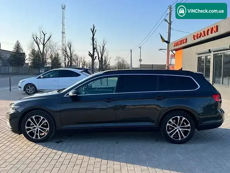 Volkswagen Passat 2019, фото з оголошення 2 з 18, VIN WVWZZZ3CZLE008816