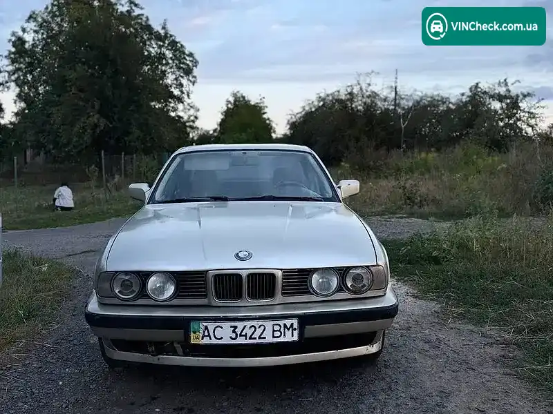 BMW 5 Series 1989, фото з оголошення 2 з 14, VIN WBAHB11040BB42776