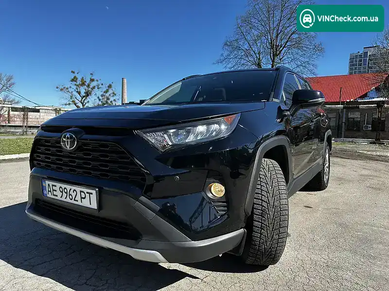 Toyota RAV4 2020, фото з оголошення 1 з 20, VIN 2T3W1RFV5MC094927
