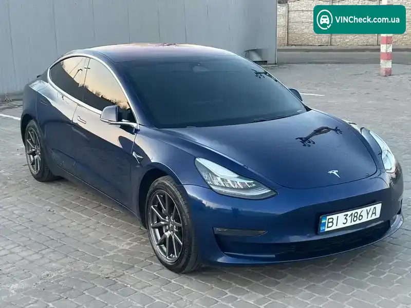 Tesla Model 3 2018, фото з оголошення 2 з 21, VIN 5YJ3E1EB2JF064929