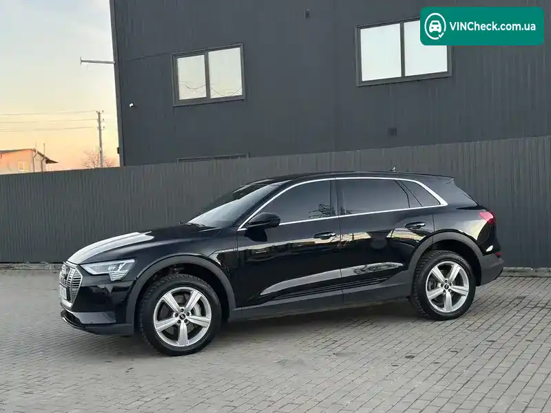 Audi e-tron 2021, фото з оголошення 2 з 21, VIN WAUZZZGE0MB028505