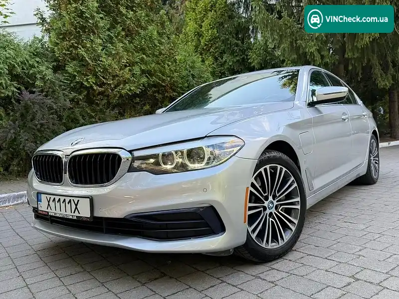 BMW 5 Series 2018, фото з оголошення 1 з 20, VIN WBAJB1C55KB375382