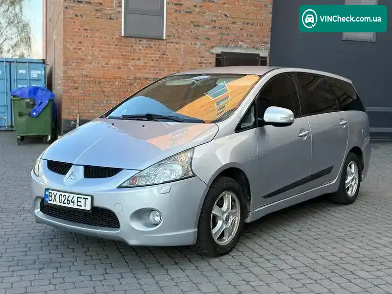Mitsubishi Grandis 2010, фото з оголошення 2 з 21, VIN JMBLNNA4WAZ000160