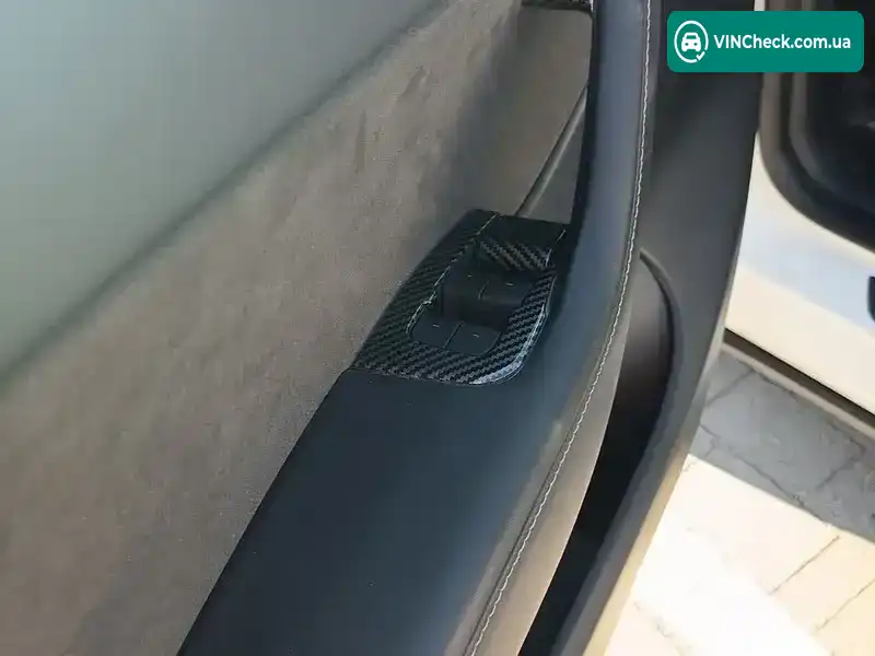 Tesla Model Y 2022, фото з оголошення 1 з 20, VIN 7SAYGDEFXNF506157
