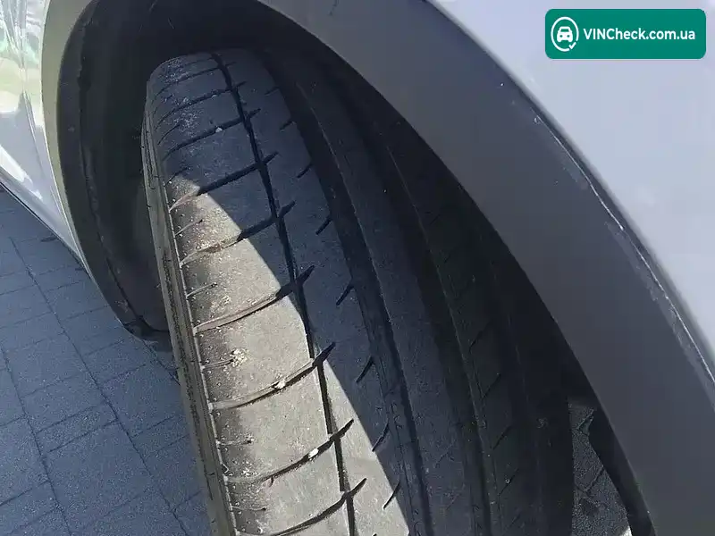 Tesla Model Y 2022, фото з оголошення 2 з 20, VIN 7SAYGDEFXNF506157