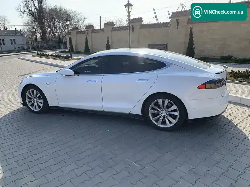 Tesla Model S 2015, фото з оголошення 2 з 19, VIN 5YJSA1H26FFP74927