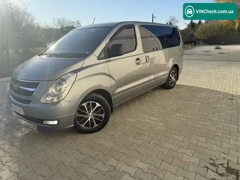 Hyundai H-1 2012, фото з оголошення 2 з 20, VIN KMHWH81JACU447386