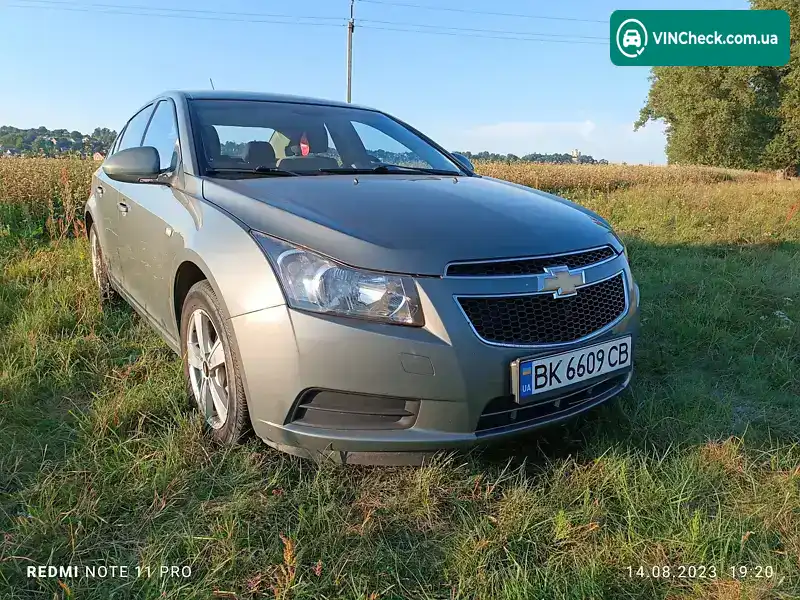 Chevrolet Cruze 2010, фото з оголошення 2 з 20, VIN KL1JF69E9BK020681