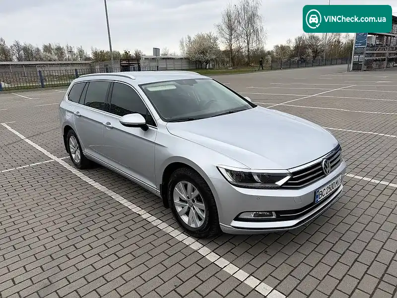 Volkswagen Passat 2017, фото з оголошення 1 з 15, VIN WVWZZZ3CZJE070982