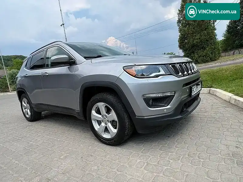 Jeep Compass 2018, фото з оголошення 2 з 18, VIN 3C4NJDBB6JT333171
