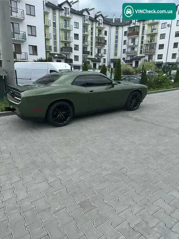 Dodge Challenger 2018, фото з оголошення 2 з 9, VIN 2C3CDZAG9JH251697