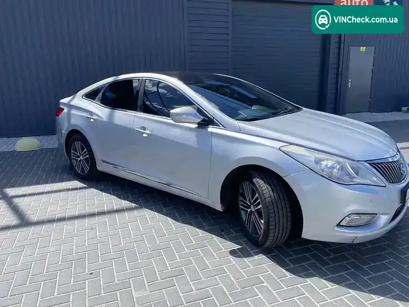 Hyundai Grandeur 2013, фото з оголошення 2 з 10, VIN KMHFH41NBDA269272