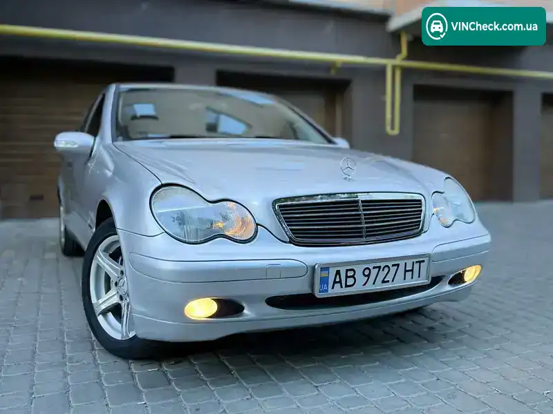 Mercedes-Benz C-Class 2003, фото з оголошення 1 з 10, VIN WDB2030461F481555