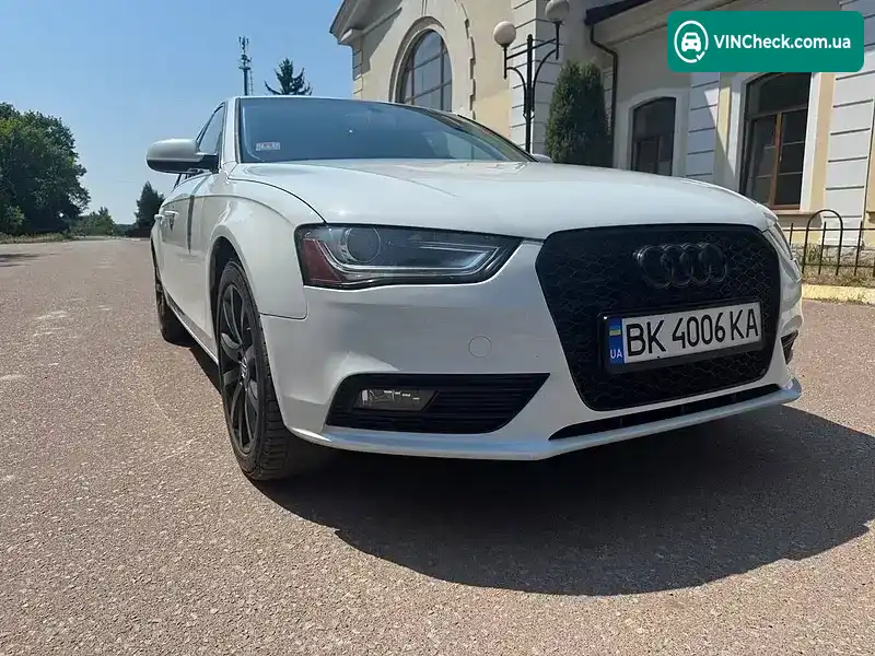 Audi A4 2012, фото з оголошення 1 з 16, VIN WAUEFAFL3DN008692