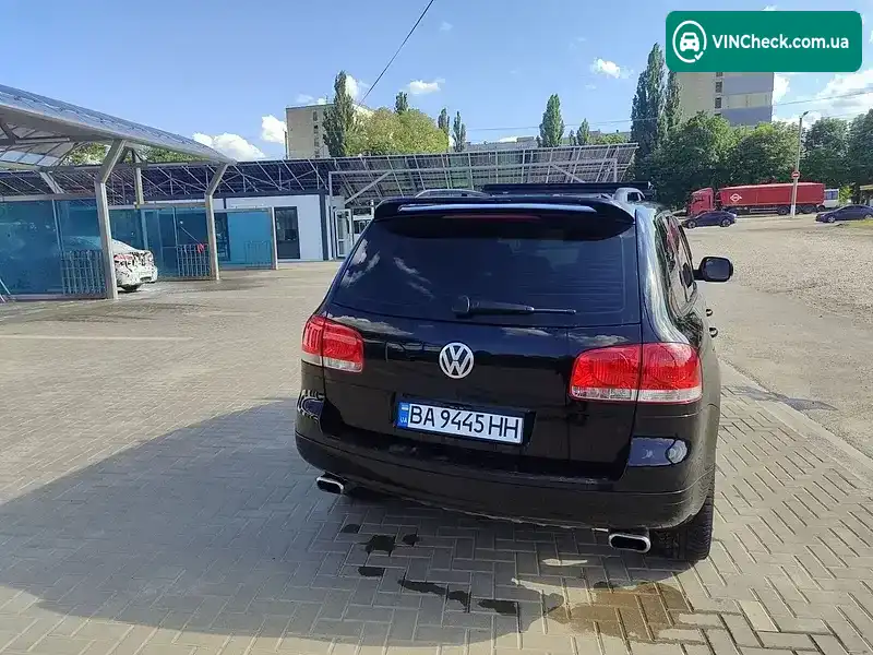 Volkswagen Touareg 2005, фото з оголошення 2 з 14, VIN WVGZZZ7LZ5D057323