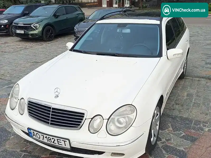 Mercedes-Benz E-Class 2004, фото з оголошення 1 з 10, VIN WDB2112261A515437