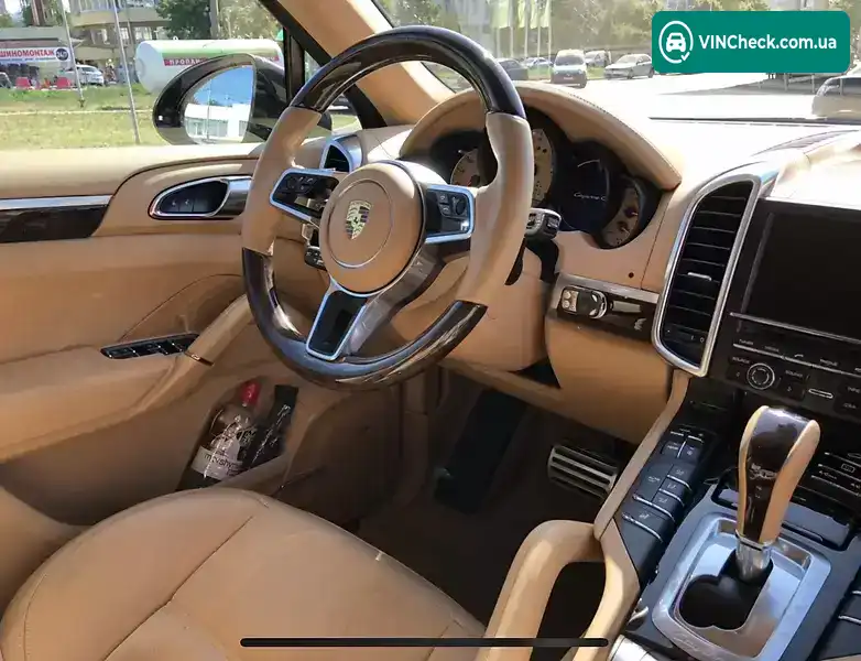 Porsche Cayenne 2015, фото з оголошення 2 з 2, VIN WP1ZZZ92ZGLA76334