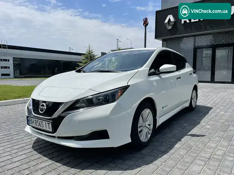 Nissan Leaf 2018, фото з оголошення 2 з 20, VIN 1N4AZ1CP1JC315212
