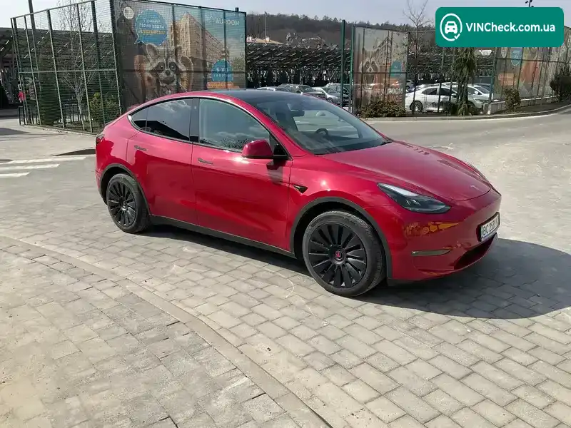 Tesla Model Y 2023, фото з оголошення 2 з 18, VIN 7SAYGAEE1PF776449