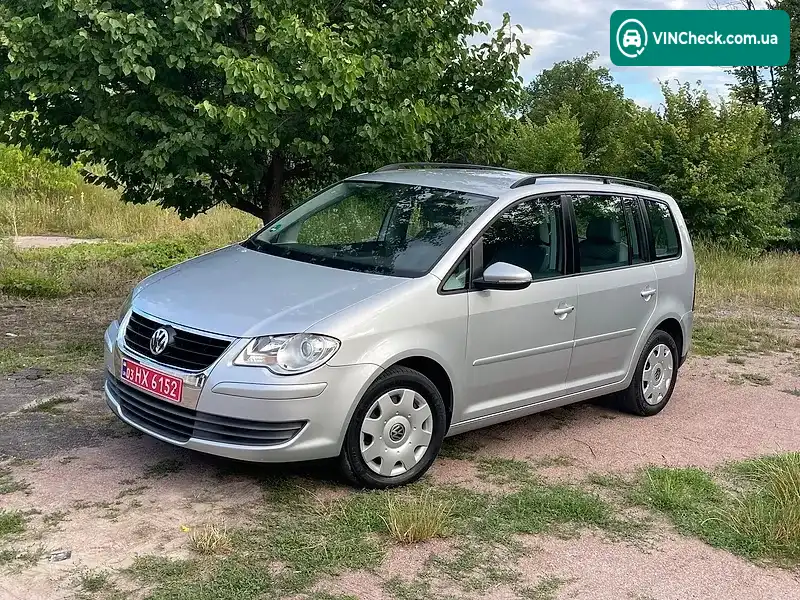 Volkswagen Touran 2010, фото з оголошення 1 з 20, VIN WVGZZZ1TZAW115835