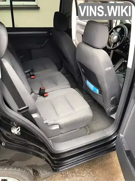 Volkswagen Touran 2004, фото з оголошення 1 з 10, VIN WVGZZZ1TZ4W086403