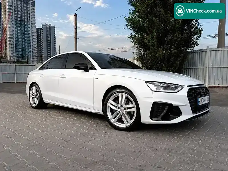 Audi A4 2022, фото з оголошення 2 з 18, VIN WAUEAAF40PN008953
