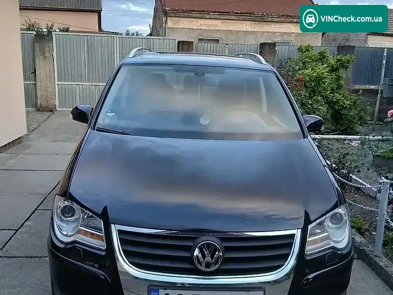 Volkswagen Touran 2008, фото з оголошення 1 з 10, VIN WVGZZZ1TZ8W102353