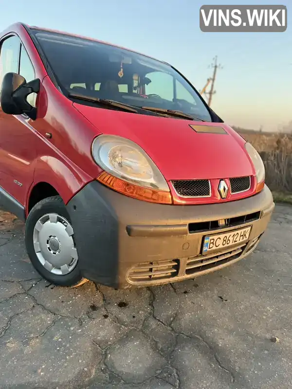 Renault Trafic 2002, фото з оголошення 1 з 10, VIN VF1JLDCA62V154269