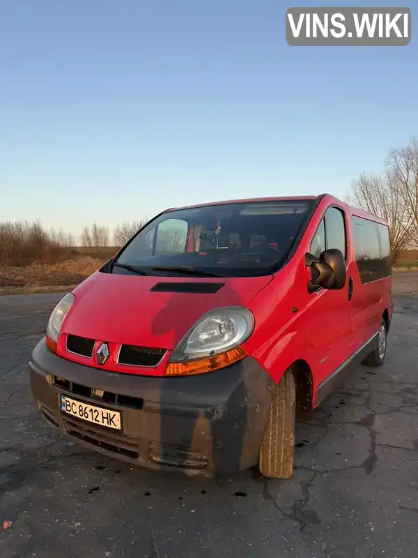 Renault Trafic 2002, фото з оголошення 2 з 10, VIN VF1JLDCA62V154269