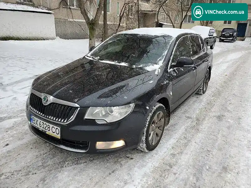 Skoda Superb 2010, фото з оголошення 2 з 16, VIN TMBAB43T8BB300114