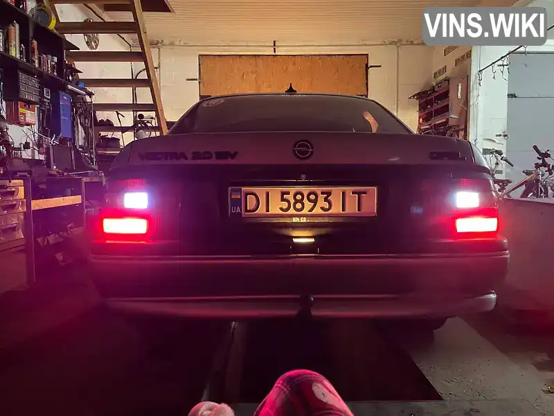 Opel Vectra 1995, фото з оголошення 2 з 11, VIN W0L000087S1158194