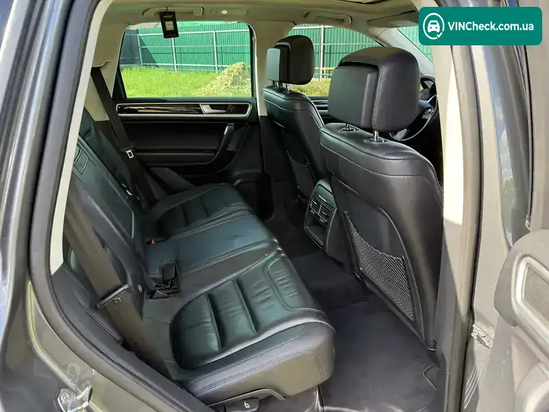 Volkswagen Touareg 2014, фото з оголошення 2 з 20, VIN WVGEP9BPXFD001329