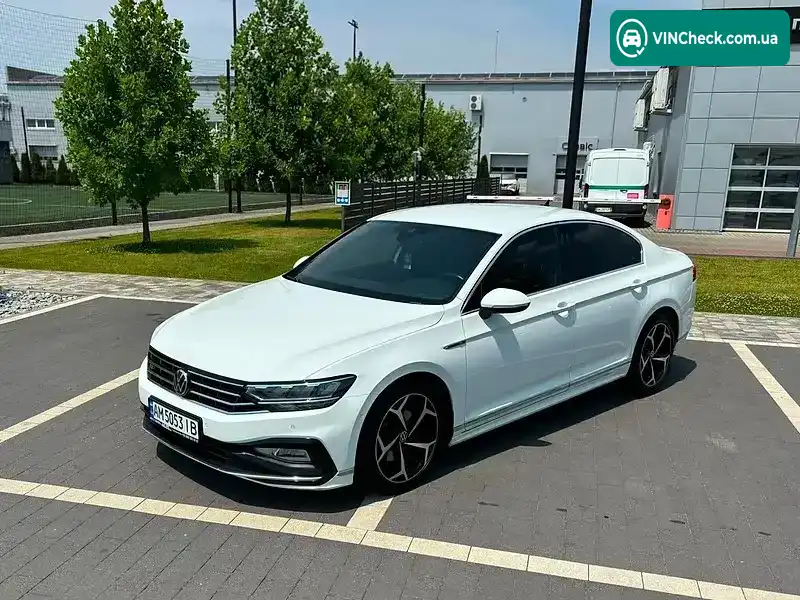 Volkswagen Passat 2021, фото з оголошення 1 з 20, VIN WVWZZZ3CZNE002590